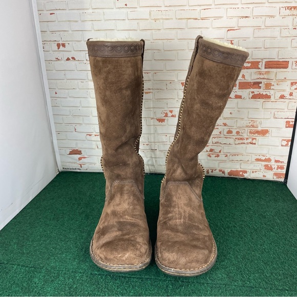 Ugg Austrailia Swell Tall Boots - Picture 5 of 10